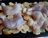Foto del paso 4 de la receta: Pollo y papas al horno super jugosa 😍