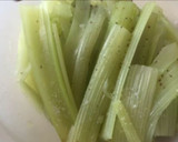 Foto del paso 5 de la receta: Bacalao con puré de apio y brócoli con kiwi