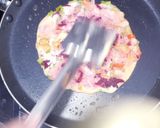 A picture of step 3 of Rava uttapam.