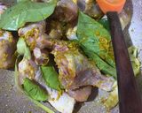 Foto langkah ke 1 dari resep Ayam Ungkep Praktis Tanpa Air.