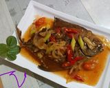 Foto langkah ke 4 dari resep Bawal Goreng Saus Padang.