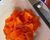 A picture of step 2 of Persimmon Yogurt Parfaits:.