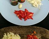 Foto langkah ke 2 dari resep Udang Asam manis pedas sederhana.