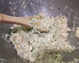 A picture of step 5 of Cauliflower and cheese cakes in chile ancho sauce.