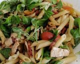 Foto del paso 9 de la receta Ensalada de pasta, pollo y bacon con vinagreta de ajo negro