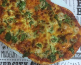 Foto del paso 8 de la receta: Pizza de espinacas, gambas y queso roquefort