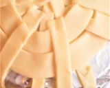 Foto del passaggio 2 della ricetta Cestini di frutta con crema all'ananas