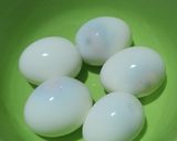 Foto langkah ke 2 dari resep Cumi bunting telur kuah kuning.