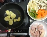 รูปขั้นตอนการทำที่ 1 ของ 黄焖鸡 ไก่อบขิงแบบจีน #ครัวต่างแดน