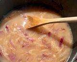 Une image de l'étape 2 de Soupe gratinée à l'oignon façon Hélène.
