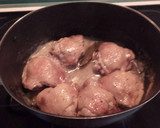 Foto del paso 3 de la receta: Guiso de Cuartos Traseros de Pollo