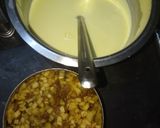 A picture of step 4 of Fruit custard.