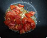 A picture of step 2 of Brinjal karahi.