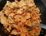 A picture of step 6 of Egg kothu chapati.