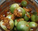 A picture of step 5 of Gumberry pickle.