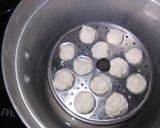 A picture of step 2 of Peri Peri Suji Idli.