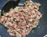 Foto del paso 4 de la receta: Lentejas con salchicha y tocino
