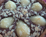 Foto del paso 7 de la receta: Tarta de chocolate y pera en almíbar