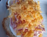Une image de l'étape 1 de Bruschettas jambon cheddar.