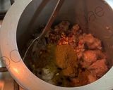 A picture of step 3 of Burmese Khausay.
