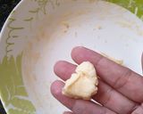 A picture of step 4 of Indonesian traditional cheese sticks (Telor gabus).