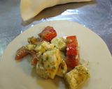 Foto del paso 1 de la receta: Empanadas caprese fritas