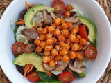 Bol de garbanzos rojos