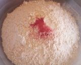 A picture of step 1 of 'Pinkie' cinnamon doughnuts.
