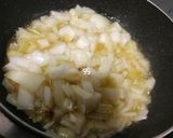 Foto langkah ke 1 dari resep Onion Tomato Relish.