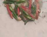 Foto langkah ke 6 dari resep Oseng témpé semangit bunga bawang.