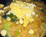 Foto langkah ke 4 dari resep Bihun Goreng Jawa.