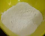 A picture of step 1 of Cream fruits salad.