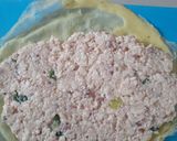 Foto langkah ke 4 dari resep Rolade Tahu Kornet.