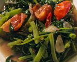 Foto langkah ke 4 dari resep Tumis Kangkung.
