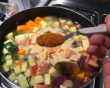 Foto del paso 2 de la receta: Technicolor II(sopa de vegetales varios)