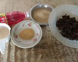 A picture of step 1 of Hibiscus/Ginger/Baobab Juice.