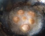 A picture of step 3 of Round chop.