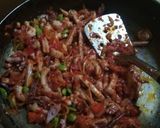 Foto langkah ke 2 dari resep Cumi iris petai bumbu merah.