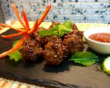 รูปขั้นตอนการทำที่ 9 ของ ลาบหมูทอด Thai Laab Meatballs