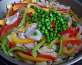 Foto del paso 2 de la receta: Noodles de arroz con gambas y chipirones