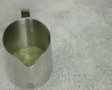 Foto langkah ke 3 dari resep Avocado ice matcha latte.
