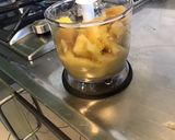 Une image de l'étape 2 de Maxi tarte bananes,ananas et citron vert (pâte sablée gingembre et citron vert).