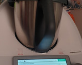 Foto del paso 3 de la receta: Emblanco de pescado Thermomix y puré para la pequeña de casa