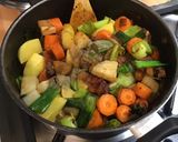 Une image de l'étape 19 de Soupe de légumes au lard et jus d'agneau.