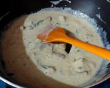 A picture of step 5 of White Chicken Noodles.