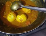 A picture of step 2 of Egg fry.