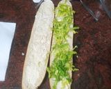 Foto del paso 5 de la receta: Super bocadillo de lomo adobado con verduras, queso y mayonesa