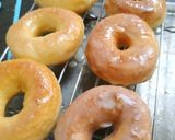 Foto langkah ke 5 dari resep Donat tepung protein sedang, glaze home made.