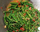 Foto langkah ke 5 dari resep Tumis Kacang Panjang.