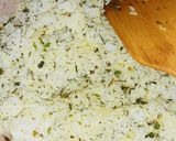 Foto langkah ke 3 dari resep Nasi daun jeruk, kulit ayam crispy, dan sambal korek.